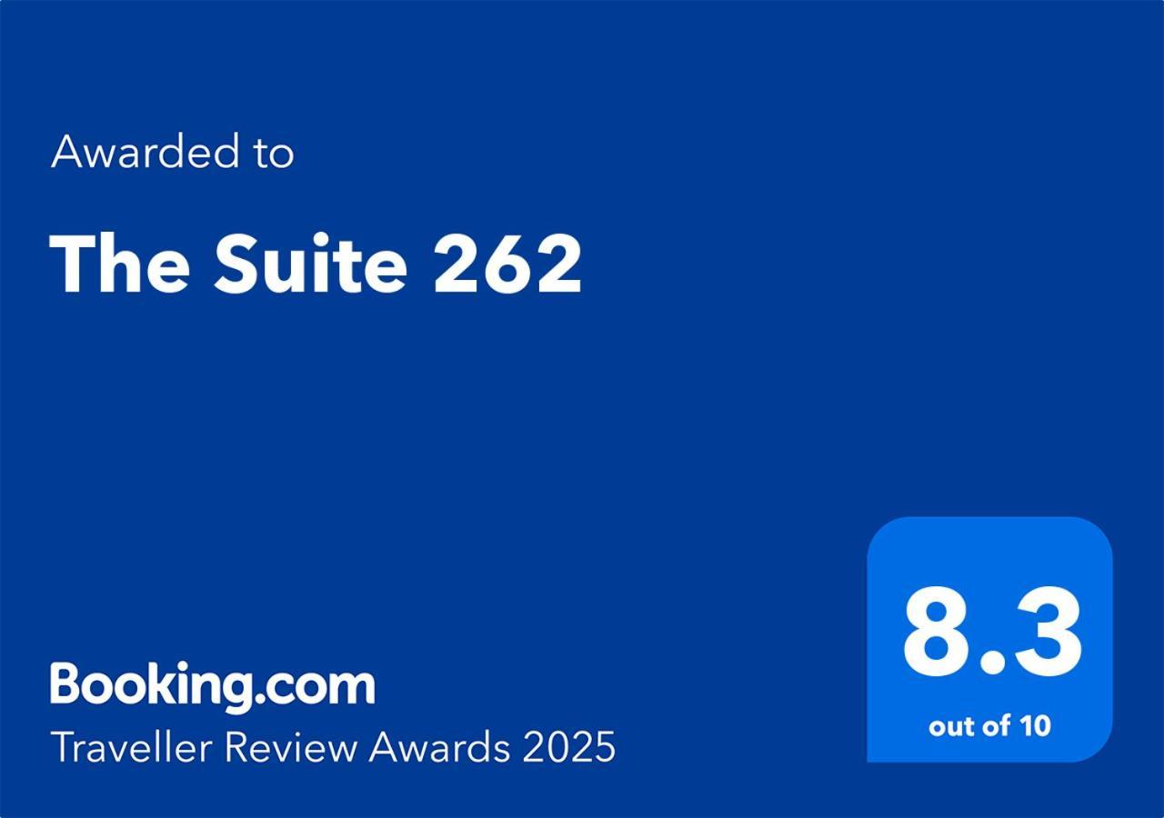 נגומבו The Suite 262 מראה חיצוני תמונה